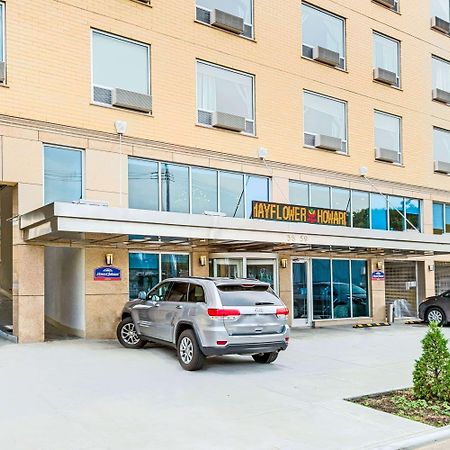 Howard Johnson By Wyndham Long Island City Nova Iorque Exterior foto