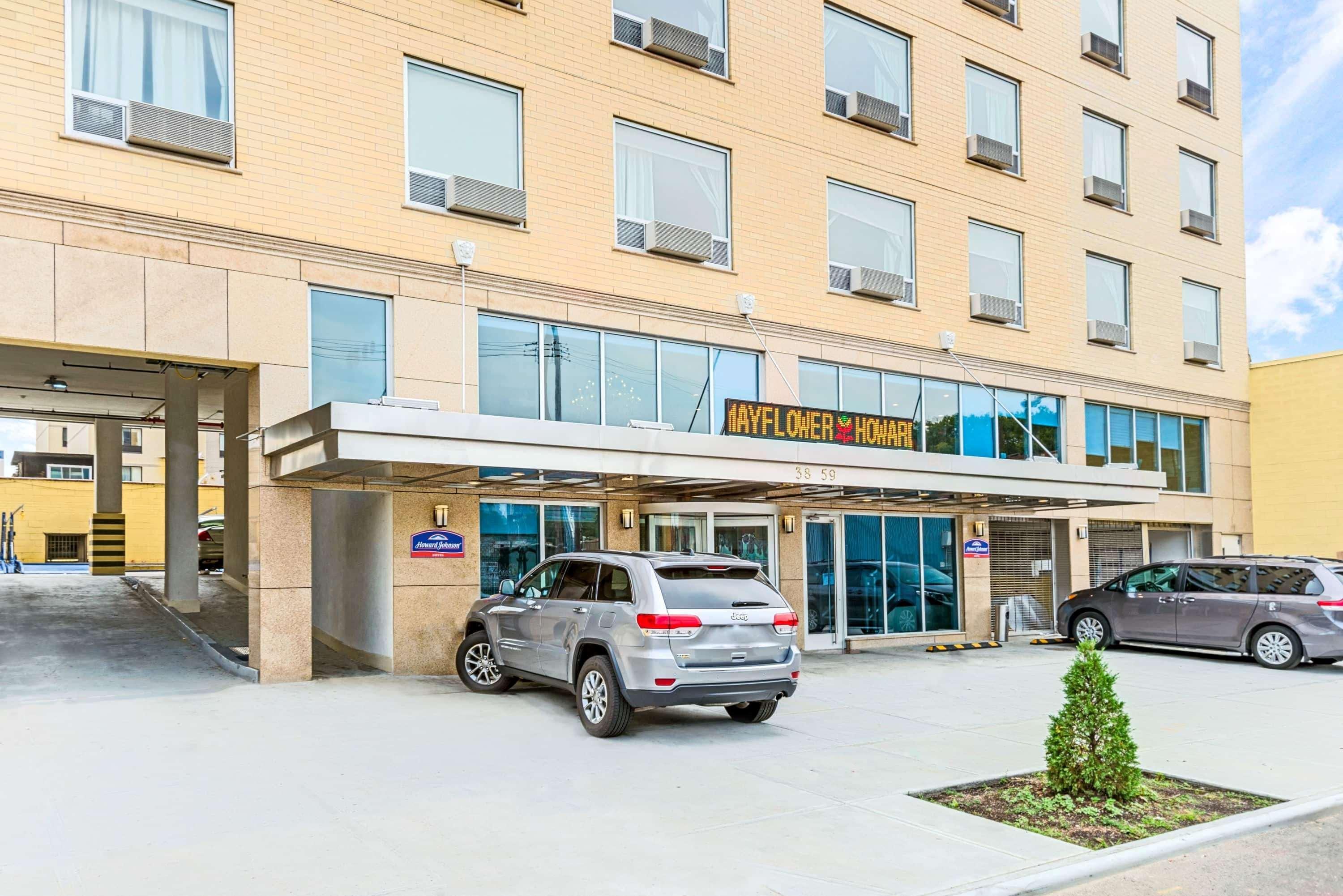 Howard Johnson By Wyndham Long Island City Nova Iorque Exterior foto