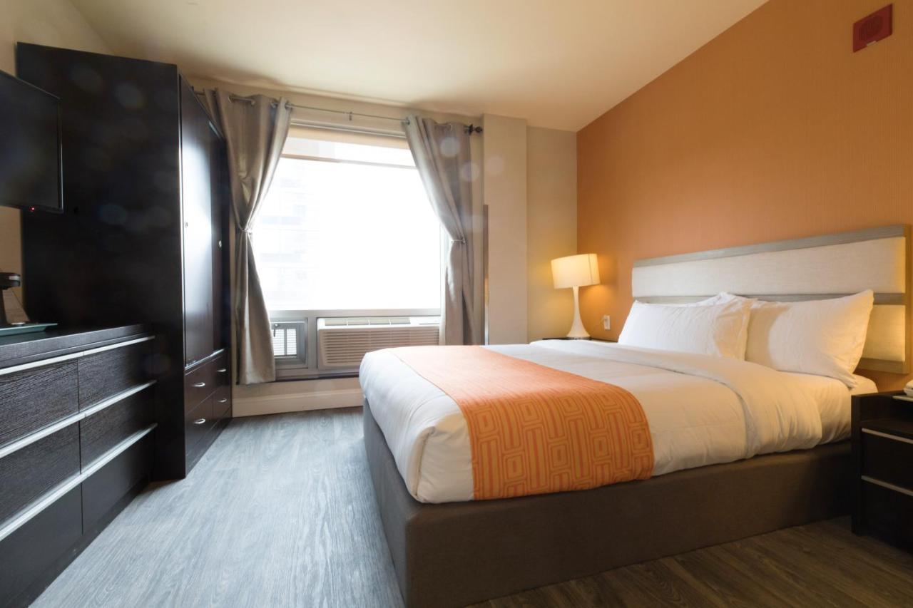 Howard Johnson By Wyndham Long Island City Nova Iorque Exterior foto