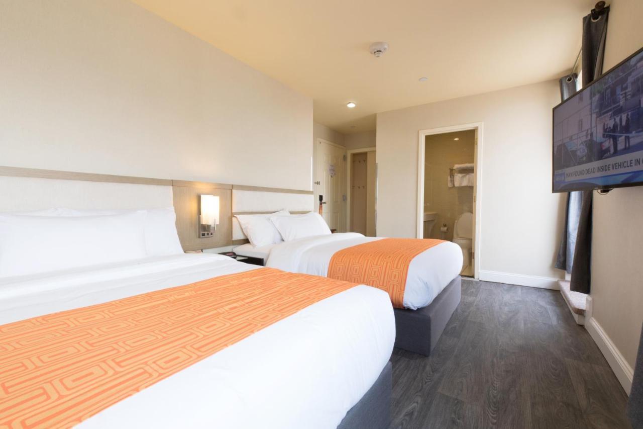 Howard Johnson By Wyndham Long Island City Nova Iorque Exterior foto