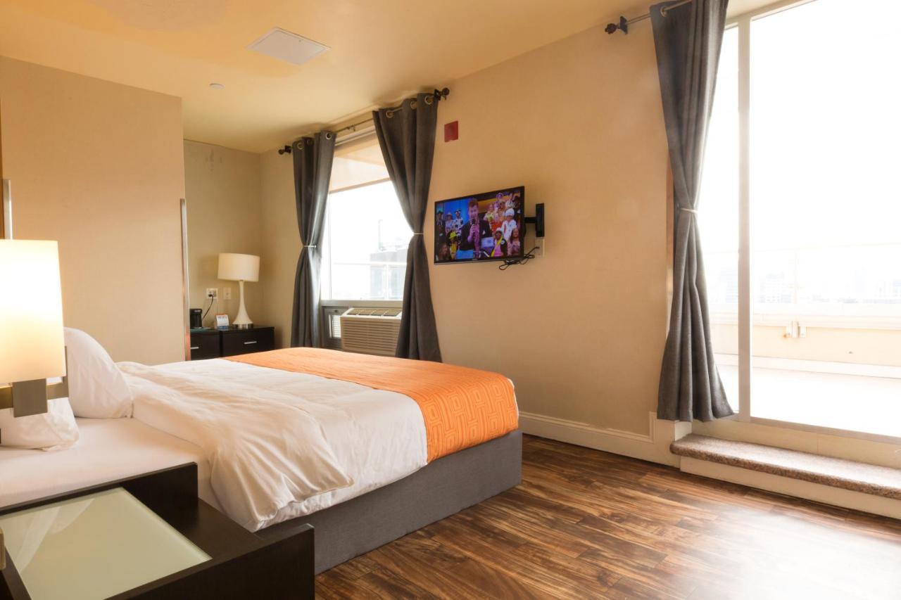 Howard Johnson By Wyndham Long Island City Nova Iorque Exterior foto