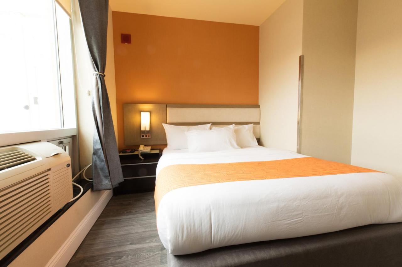 Howard Johnson By Wyndham Long Island City Nova Iorque Exterior foto