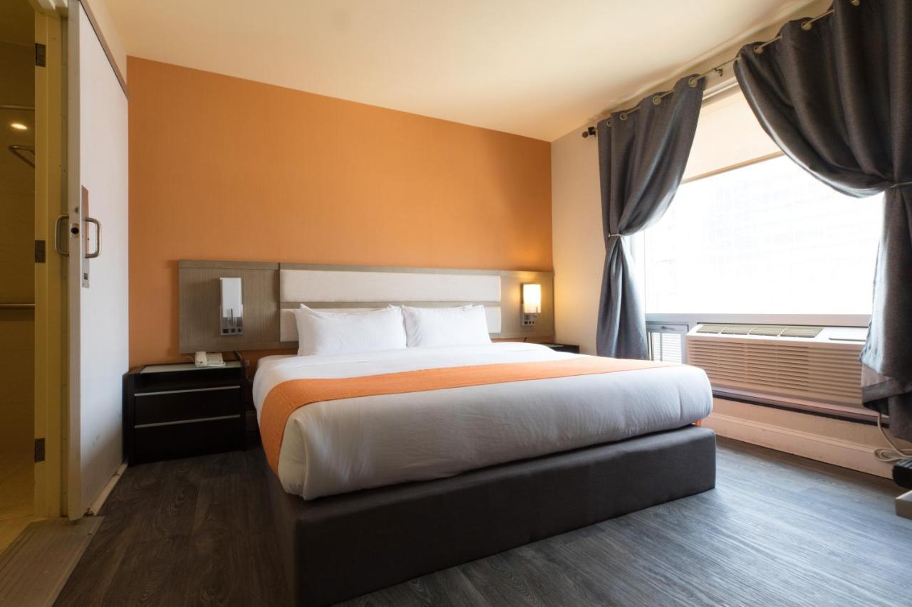Howard Johnson By Wyndham Long Island City Nova Iorque Exterior foto