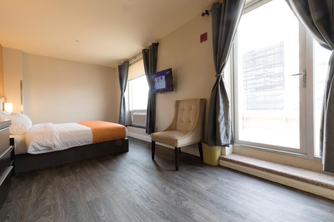 Howard Johnson By Wyndham Long Island City Nova Iorque Exterior foto
