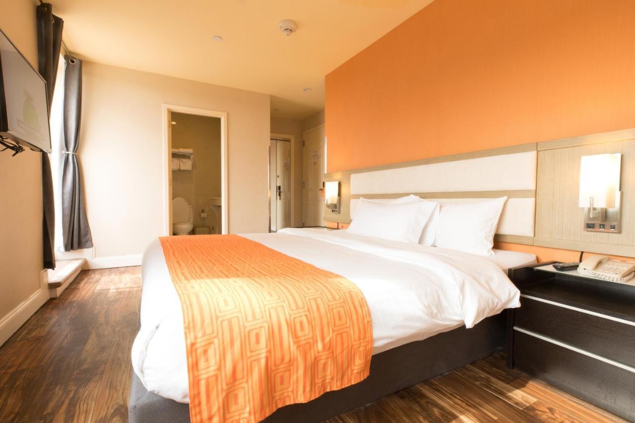 Howard Johnson By Wyndham Long Island City Nova Iorque Exterior foto