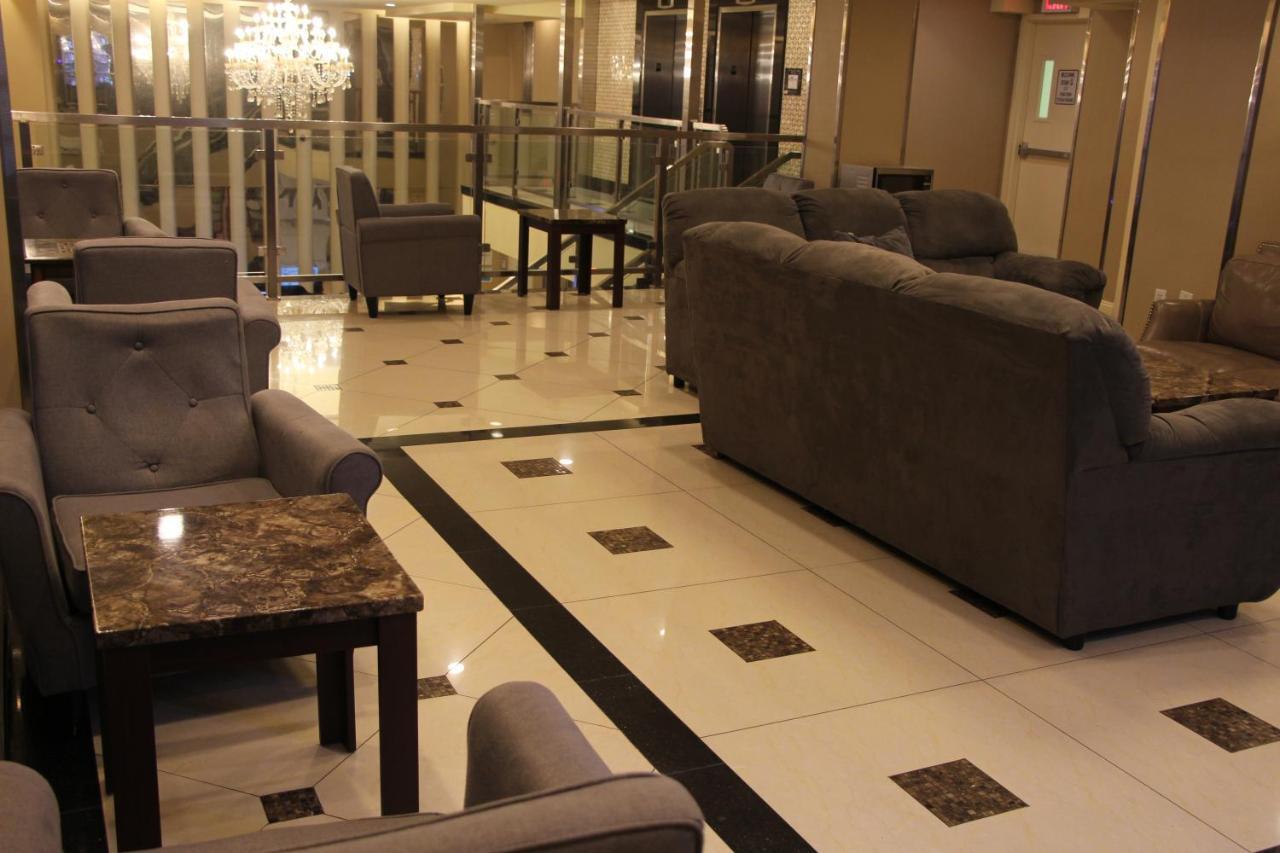 Howard Johnson By Wyndham Long Island City Nova Iorque Exterior foto